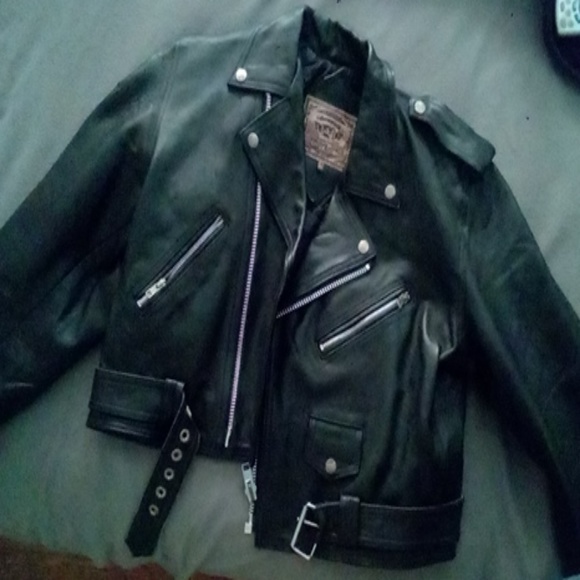 Leather jacket - Picture 1 of 1